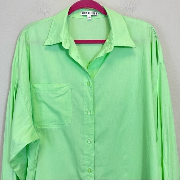 Signature8 Lime Oversized Poplin Button Down Shirt
Size Large - Picture 5 of 11